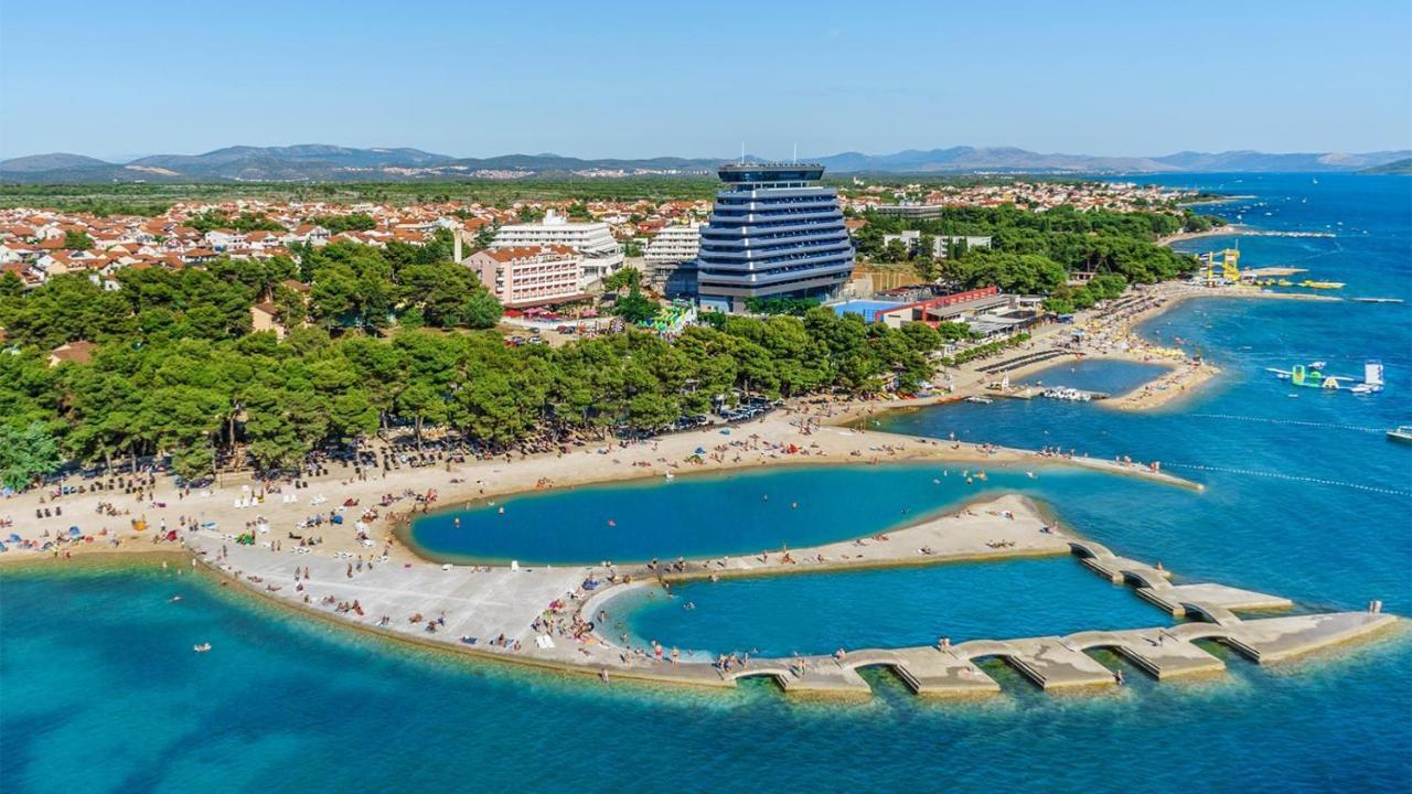Holiday Home Gveric Vodice Eksteriør bilde