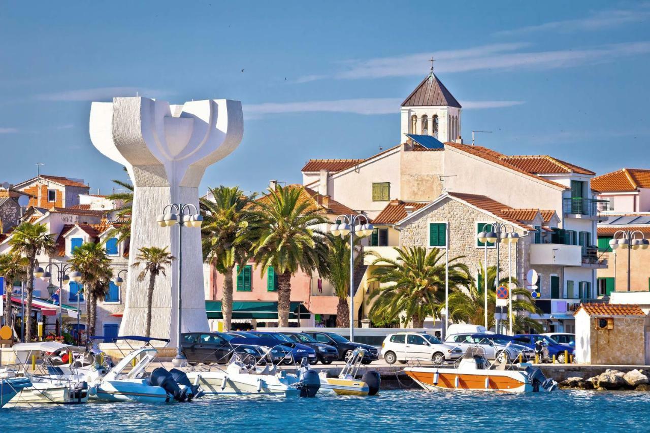 Holiday Home Gveric Vodice Eksteriør bilde